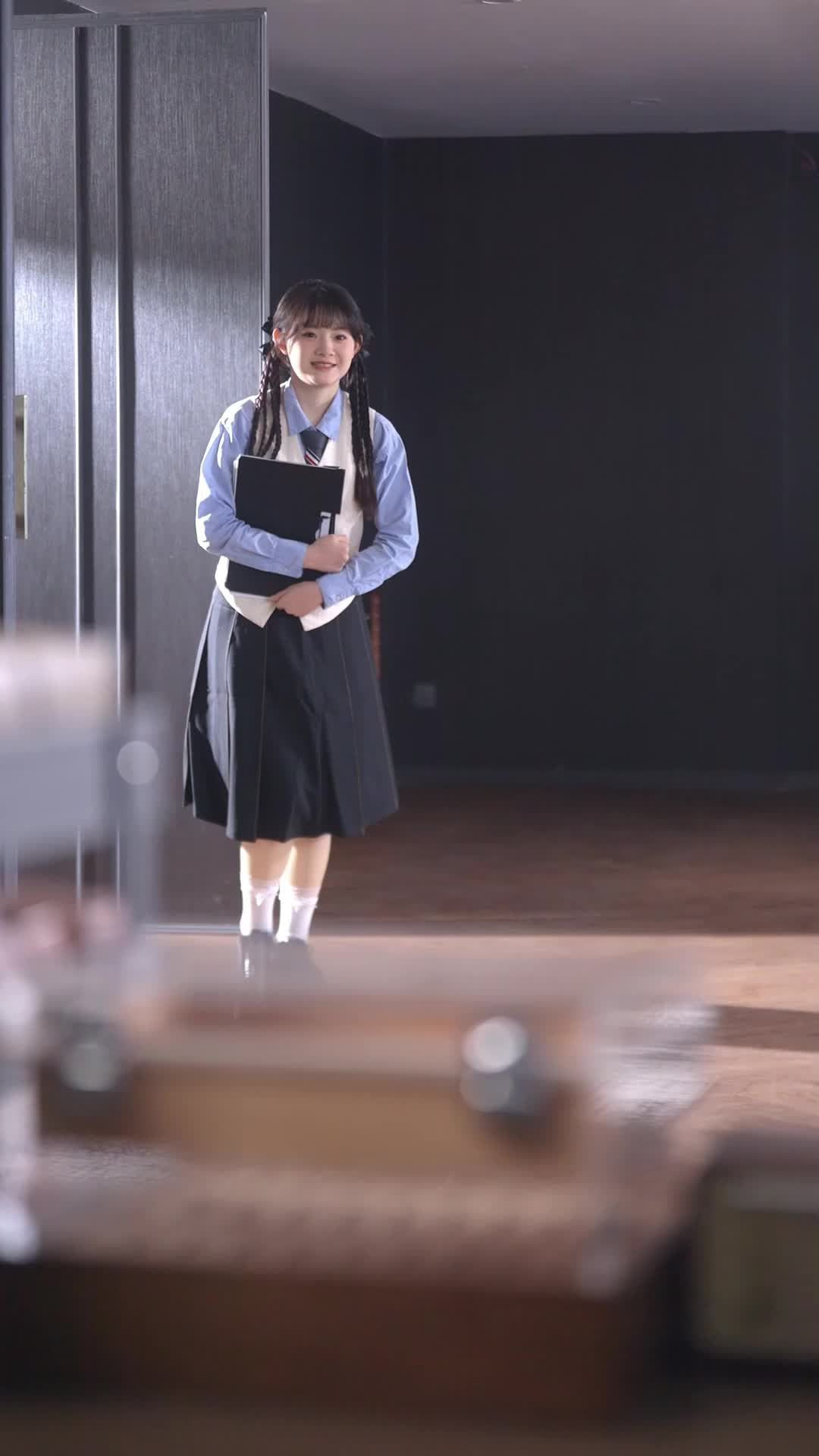 الحلقة 53 - رحلة طيران من عام 1976